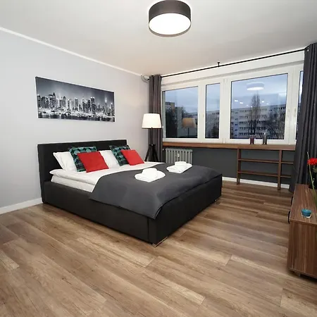 Manhattan Apartment *